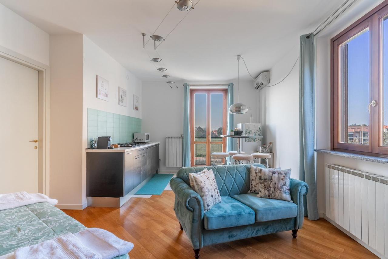 Casatella - Monolocale Con Balcone Vidigulfo Luaran gambar
